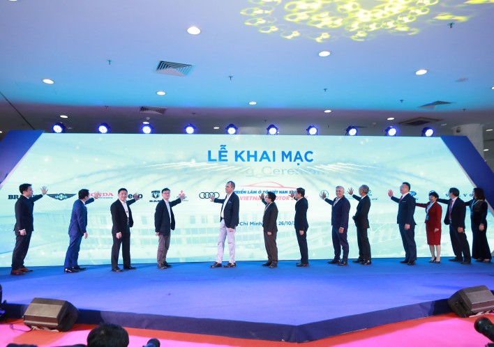 VIETNAM MOTOR SHOW 2022 VỚI CHỦ ĐỀ “VƯỢT QUA THÁCH THỨC” CHÍNH THỨC KHAI MẠC 